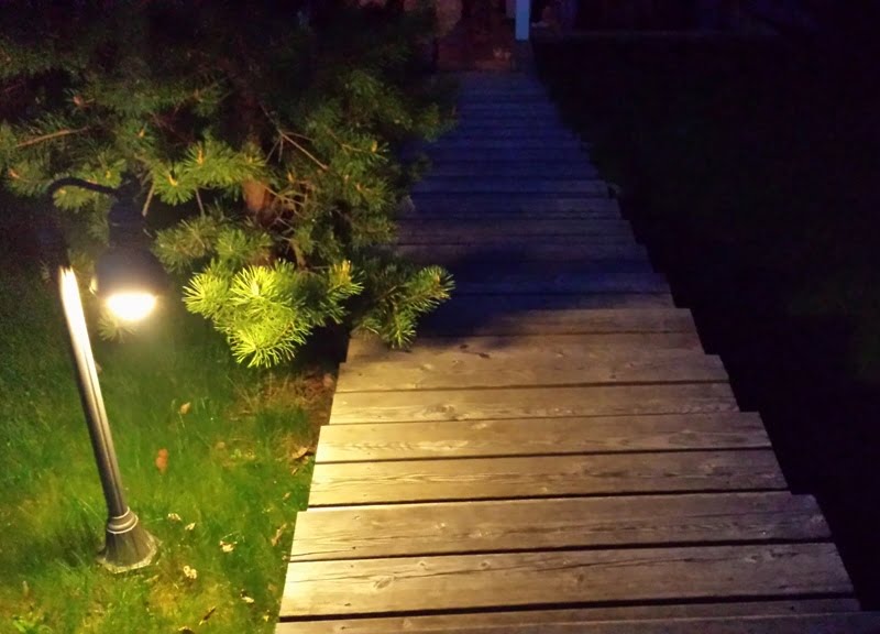 Outdoor lighting can balance functionality and aesthetics. author of the photo L. Liubertaitė